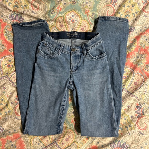 ❌SOLD❌ Wrangler Willow Jeans for women - Picture 3 of 4